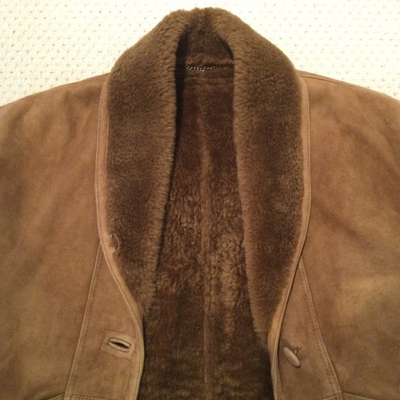 BALLY Ladies Shearling Jacket - Great Condition - Picture 9 of 9